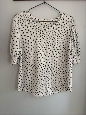 Kim & Cami White Short-Sleeve Polka Dot Top